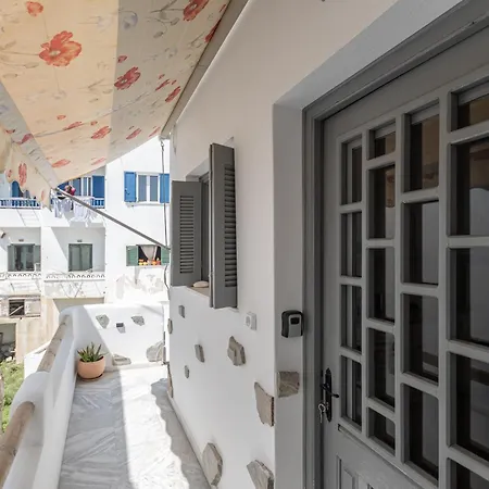 Family Naxos Apartamento *