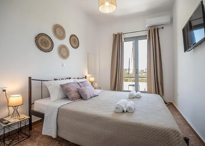 Family Naxos شقة *